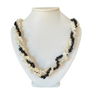 Vintage Mother of Pearl and Hematite Chips Beaded Necklace